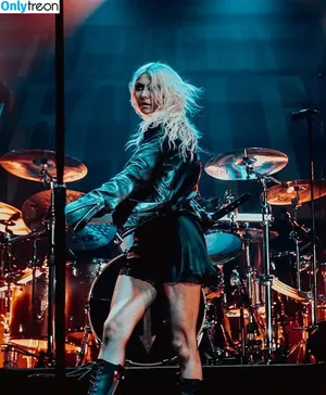 Taylor Momsen / aryelsoul / taylormomsen nude photo #0183