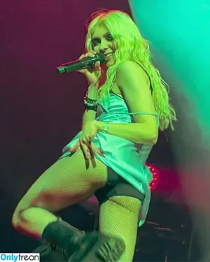 Taylor Momsen / aryelsoul / taylormomsen nude photo #0192