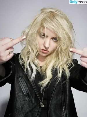 Taylor Momsen / aryelsoul / taylormomsen nude photo #0234