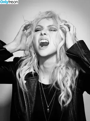 Taylor Momsen / aryelsoul / taylormomsen nude photo #0235
