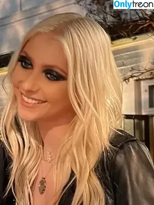 Taylor Momsen / aryelsoul / taylormomsen nude photo #0249