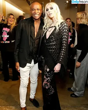 Taylor Momsen / aryelsoul / taylormomsen nude photo #0312
