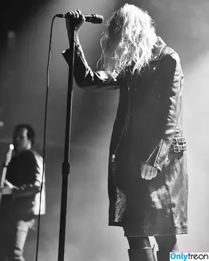 Taylor Momsen / aryelsoul / taylormomsen nude photo #0331