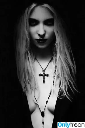 Taylor Momsen / aryelsoul / taylormomsen nude photo #0358