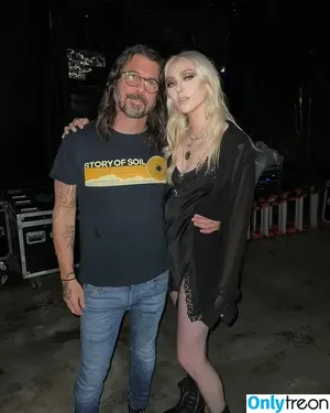 Taylor Momsen / aryelsoul / taylormomsen nude photo #0428
