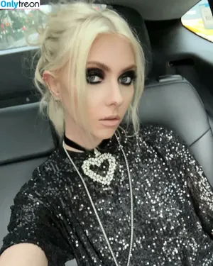 Taylor Momsen / aryelsoul / taylormomsen nude photo #0449