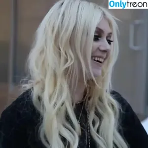 Taylor Momsen / aryelsoul / taylormomsen nude photo #0523
