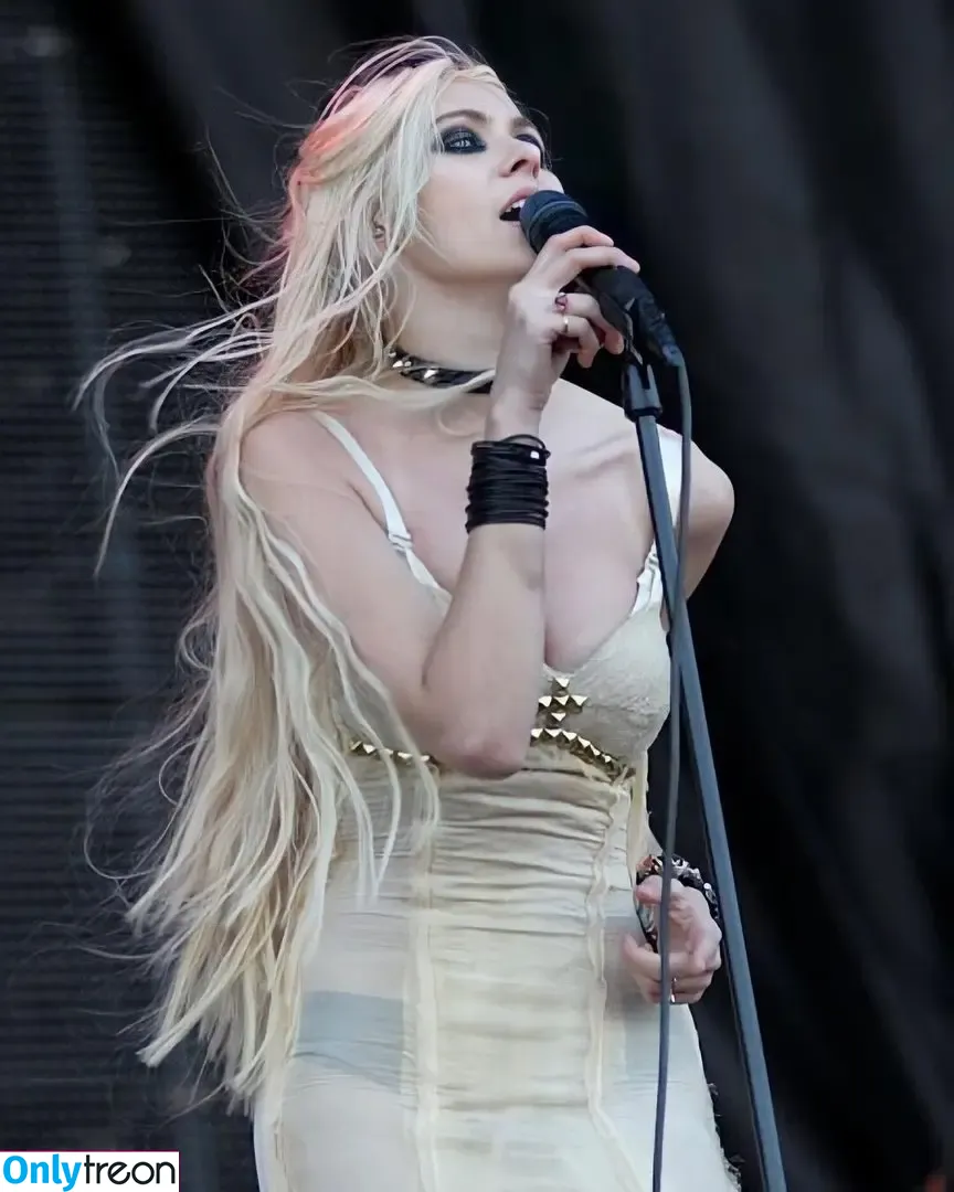 Taylor Momsen nude photo #0036 (aryelsoul / taylormomsen)