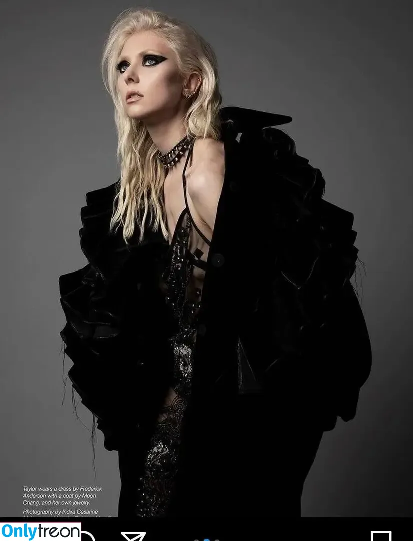 Taylor Momsen nude photo #0164 (aryelsoul / taylormomsen)