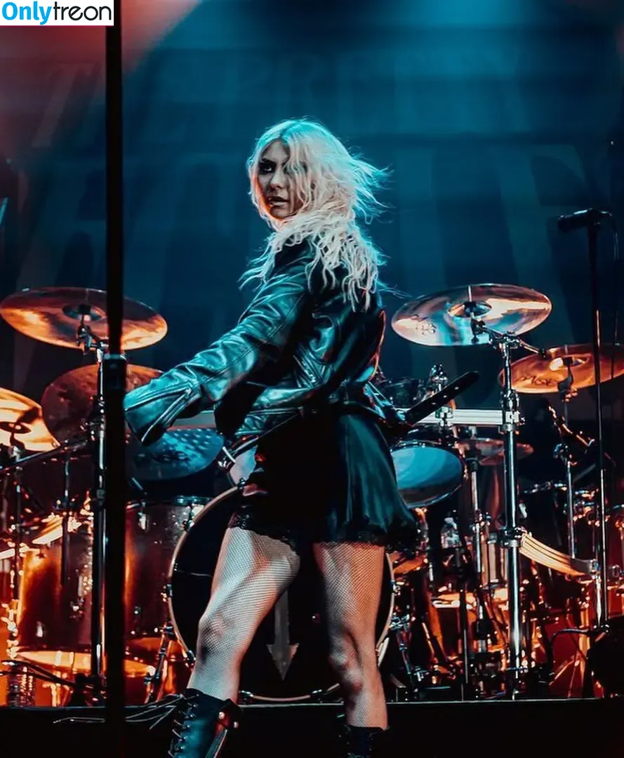 Taylor Momsen nude photo #0183 (aryelsoul / taylormomsen)
