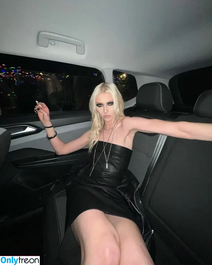 Taylor Momsen nude photo #0240 (aryelsoul / taylormomsen)