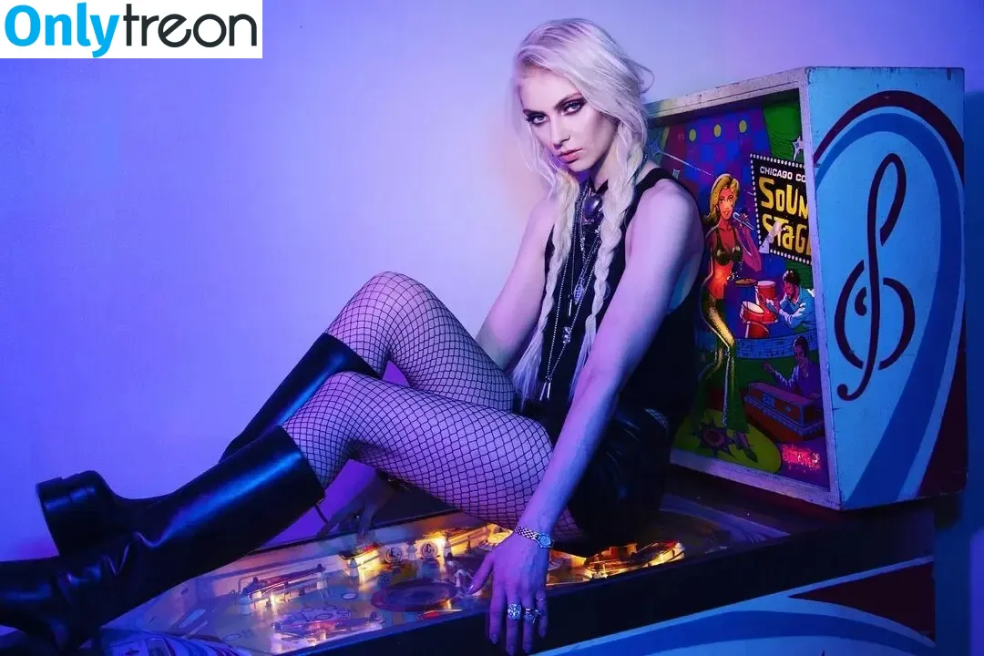 Taylor Momsen nude photo #0384 (aryelsoul / taylormomsen)