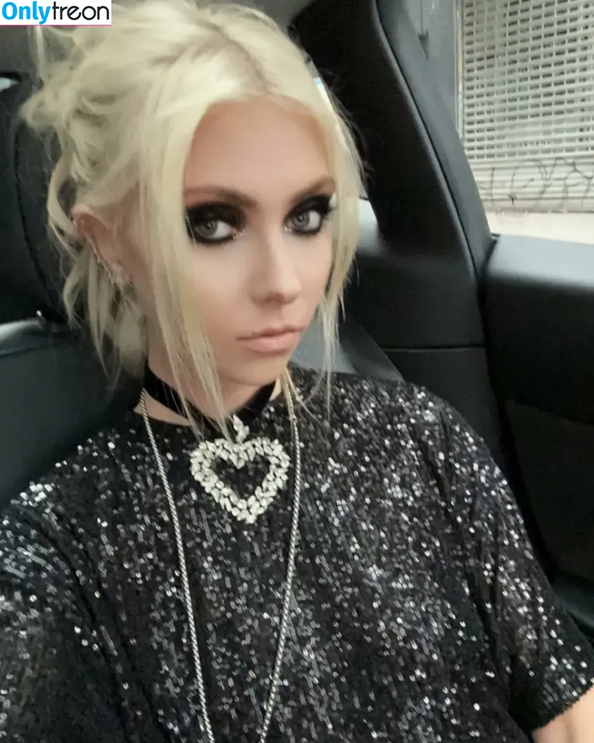 Taylor Momsen nude photo #0448 (aryelsoul / taylormomsen)