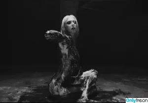 Taylor Momsen / aryelsoul / taylormomsen nude photo #1097