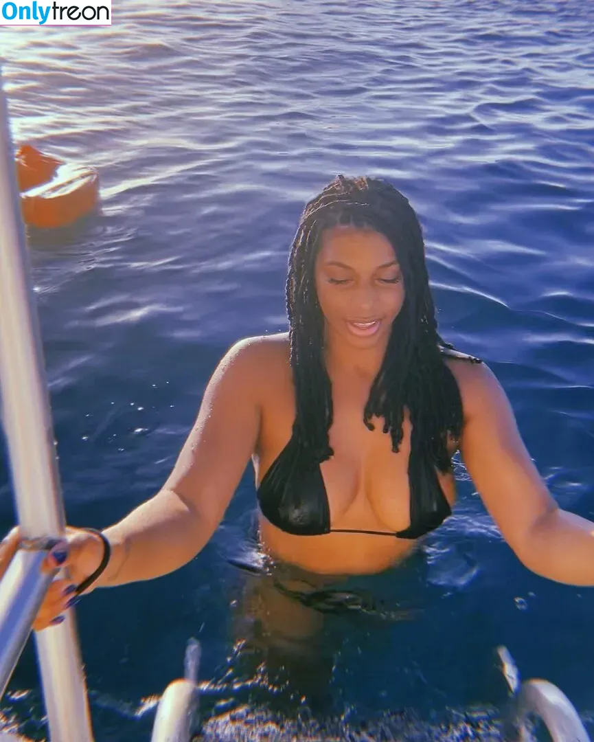 Taylor Rooks nude photo #0002 (taylorrooks)