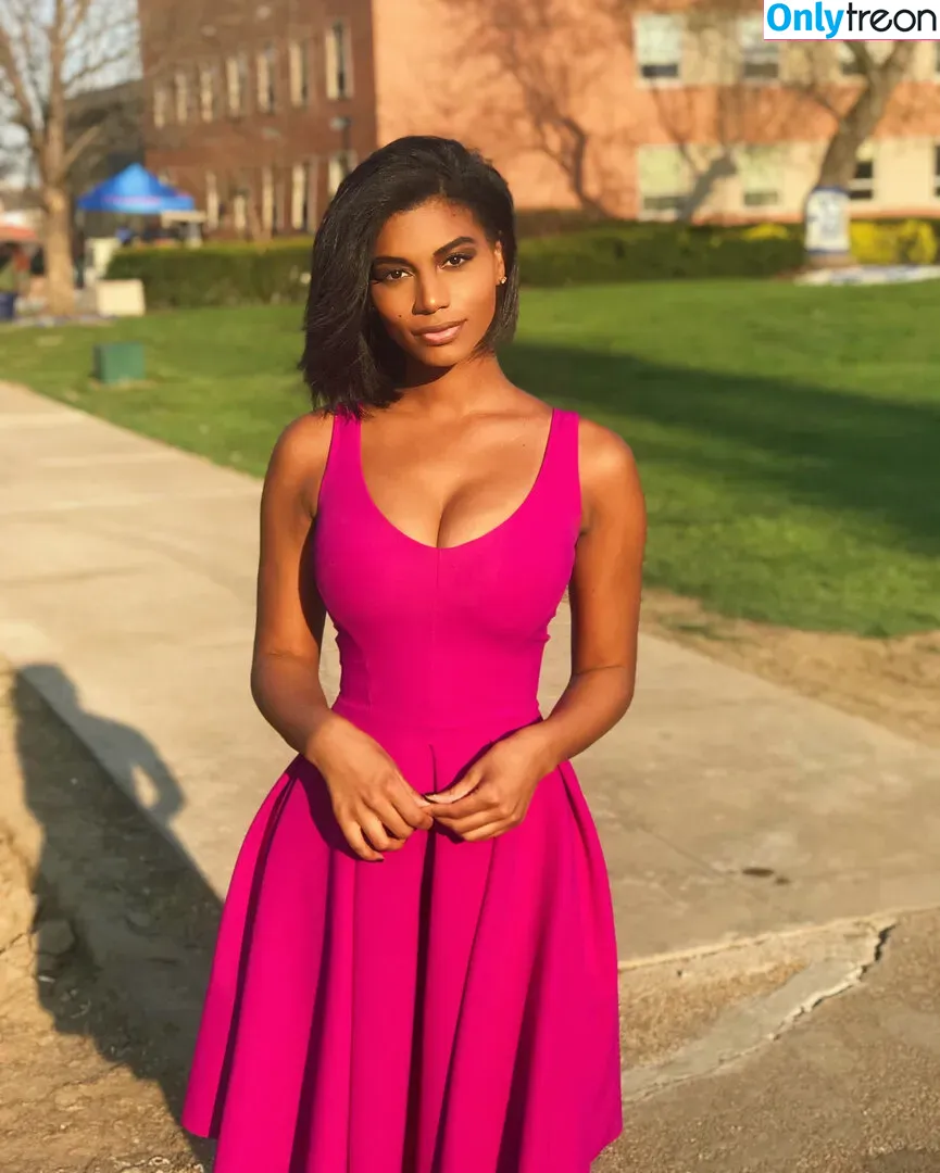 Taylor Rooks nude photo #0026 (taylorrooks)