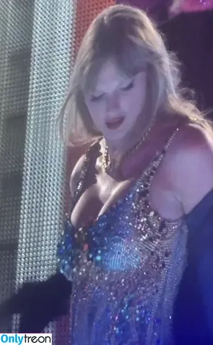 Taylor Swift / shawtiee / taylorswift / taylorswift13 nude photo #9252