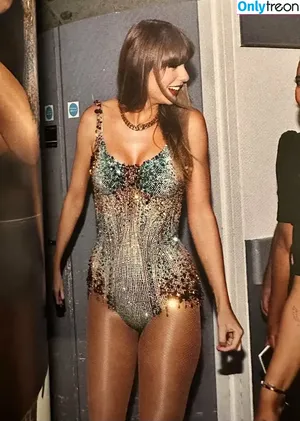 Taylor Swift / shawtiee / taylorswift / taylorswift13 nude photo #9592
