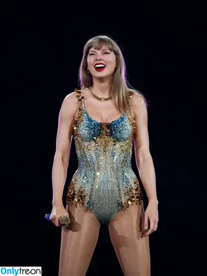 Taylor Swift / shawtiee / taylorswift / taylorswift13 nude photo #9631