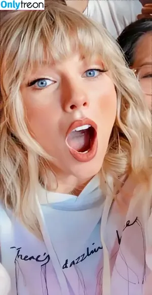 Taylor Swift / shawtiee / taylorswift / taylorswift13 nude photo #9640