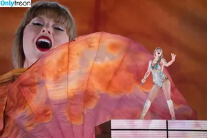 Taylor Swift / shawtiee / taylorswift / taylorswift13 nude photo #9686