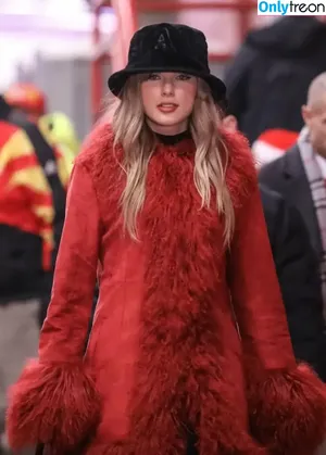Taylor Swift / shawtiee / taylorswift / taylorswift13 nude photo #9875