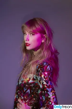 Taylor Swift / shawtiee / taylorswift / taylorswift13 nude photo #9881