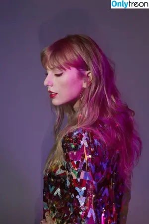 Taylor Swift / shawtiee / taylorswift / taylorswift13 nude photo #9883