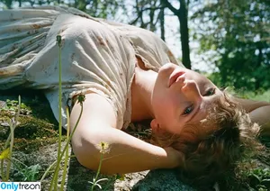 Taylor Swift / shawtiee / taylorswift / taylorswift13 nude photo #9919