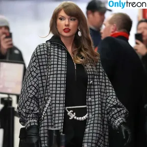 Taylor Swift / shawtiee / taylorswift / taylorswift13 nude photo #9960