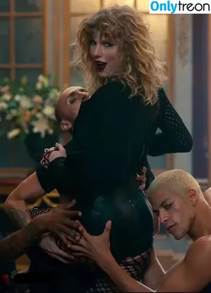 Taylor Swift / shawtiee / taylorswift / taylorswift13 nude photo #9981