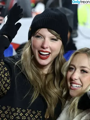 Taylor Swift / shawtiee / taylorswift / taylorswift13 nude photo #9992