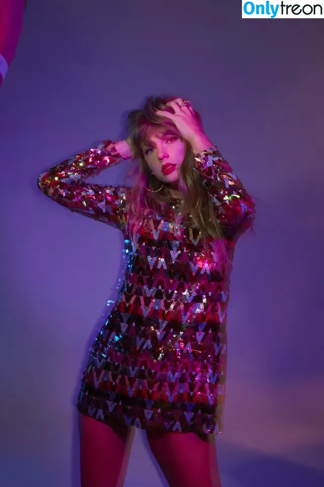 Taylor Swift nude photo #9860 (shawtiee / taylorswift / taylorswift13)