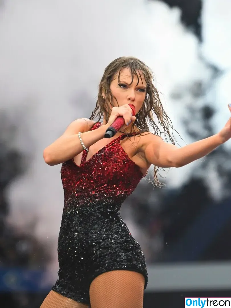 Taylor Swift nude photo #9863 (shawtiee / taylorswift / taylorswift13)