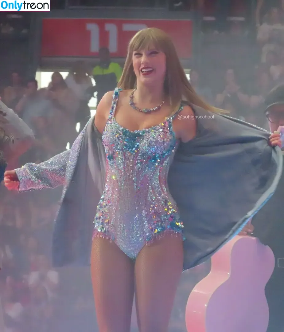 Taylor Swift nude photo #9925 (shawtiee / taylorswift / taylorswift13)