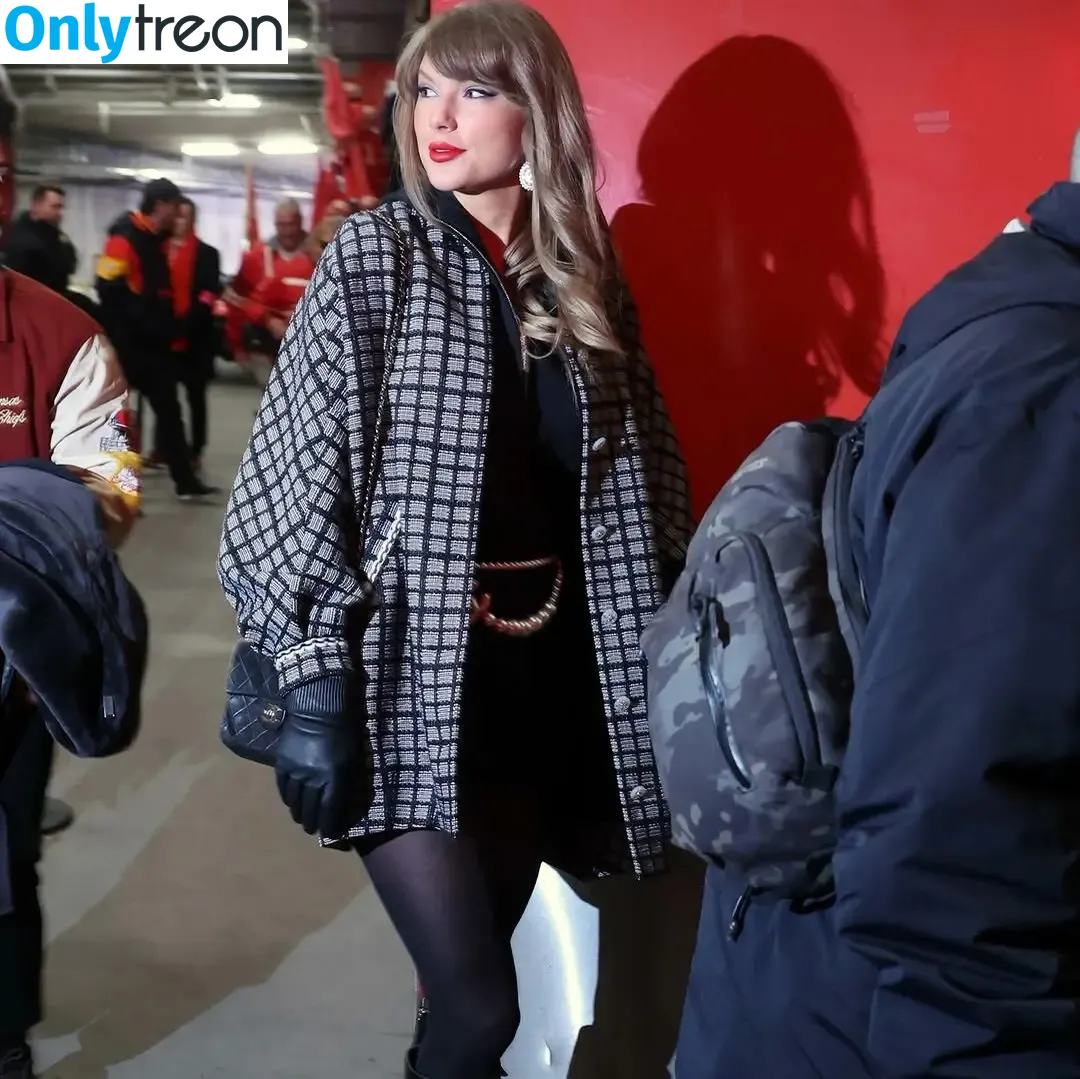 Taylor Swift nude photo #9959 (shawtiee / taylorswift / taylorswift13)