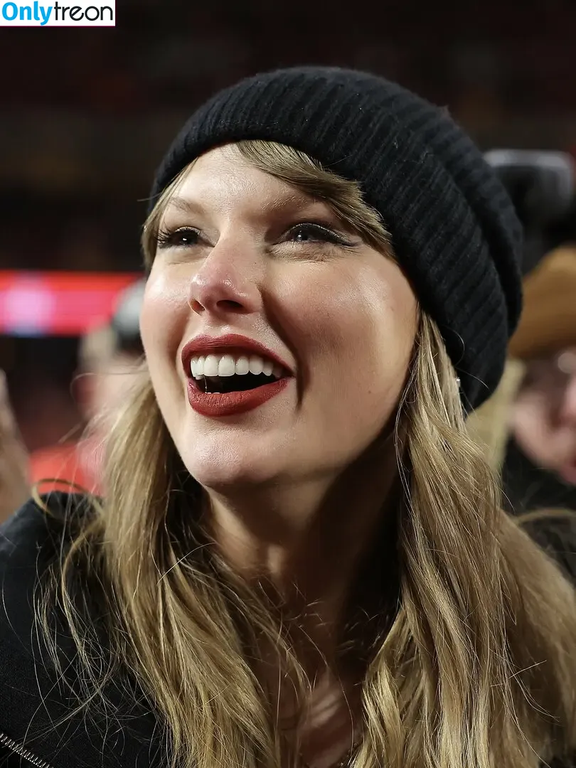 Taylor Swift nude photo #10006 (shawtiee / taylorswift / taylorswift13)