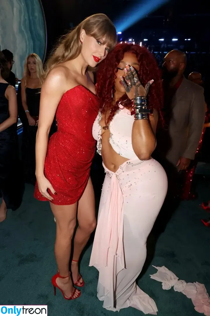 Taylor Swift nude photo #10047 (shawtiee / taylorswift / taylorswift13)