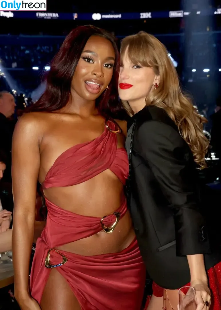 Taylor Swift nude photo #10055 (shawtiee / taylorswift / taylorswift13)