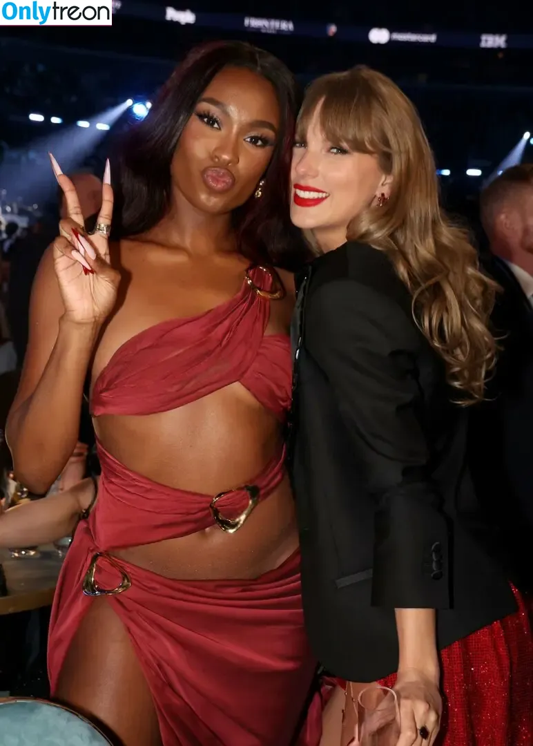 Taylor Swift nude photo #10056 (shawtiee / taylorswift / taylorswift13)