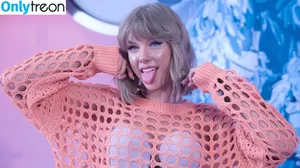 Taylor Swift / shawtiee / taylorswift / taylorswift13 nude photo #8077