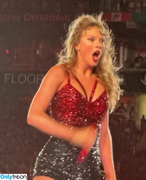 Taylor Swift / shawtiee / taylorswift / taylorswift13 nude photo #8302