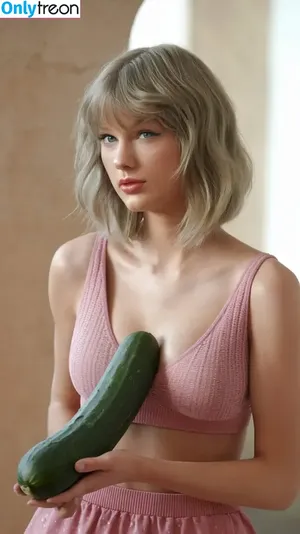 Taylor Swift / shawtiee / taylorswift / taylorswift13 nude photo #8383