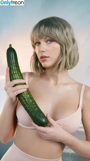 Taylor Swift / shawtiee / taylorswift / taylorswift13 nude photo #8386