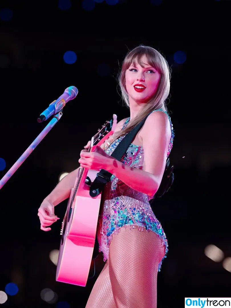 Taylor Swift nude photo #8598 (shawtiee / taylorswift / taylorswift13)