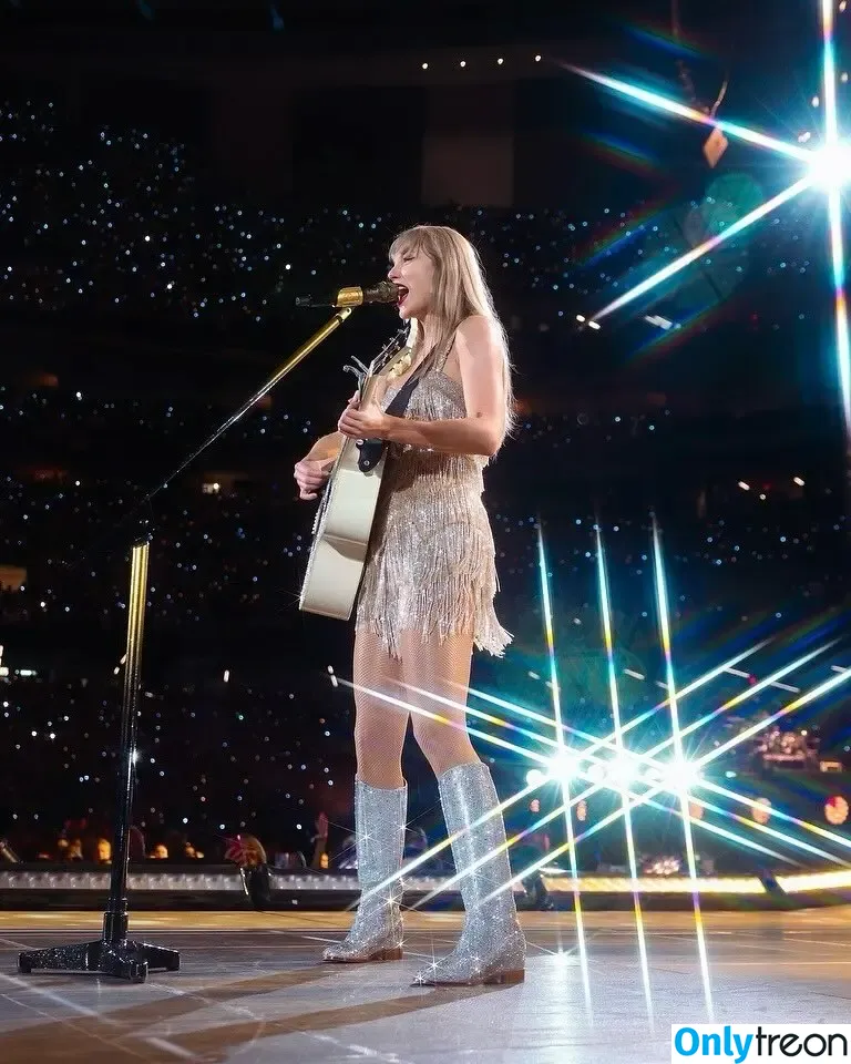 Taylor Swift nude photo #8707 (shawtiee / taylorswift / taylorswift13)