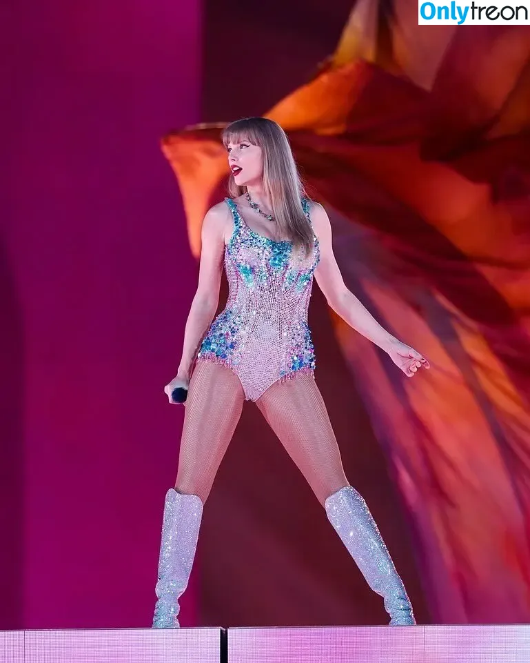 Taylor Swift nude photo #8708 (shawtiee / taylorswift / taylorswift13)