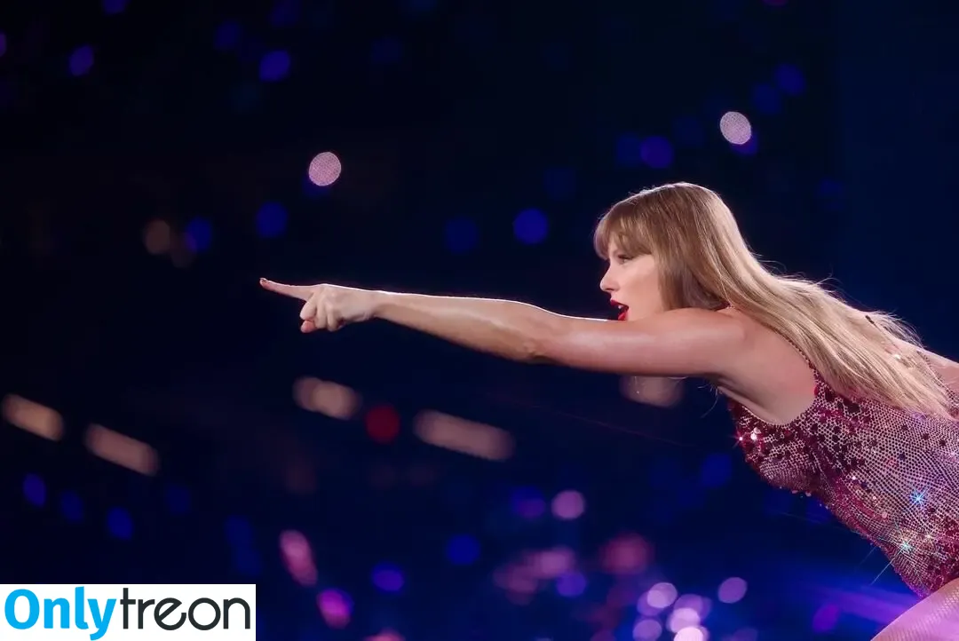 Taylor Swift nude photo #8805 (shawtiee / taylorswift / taylorswift13)