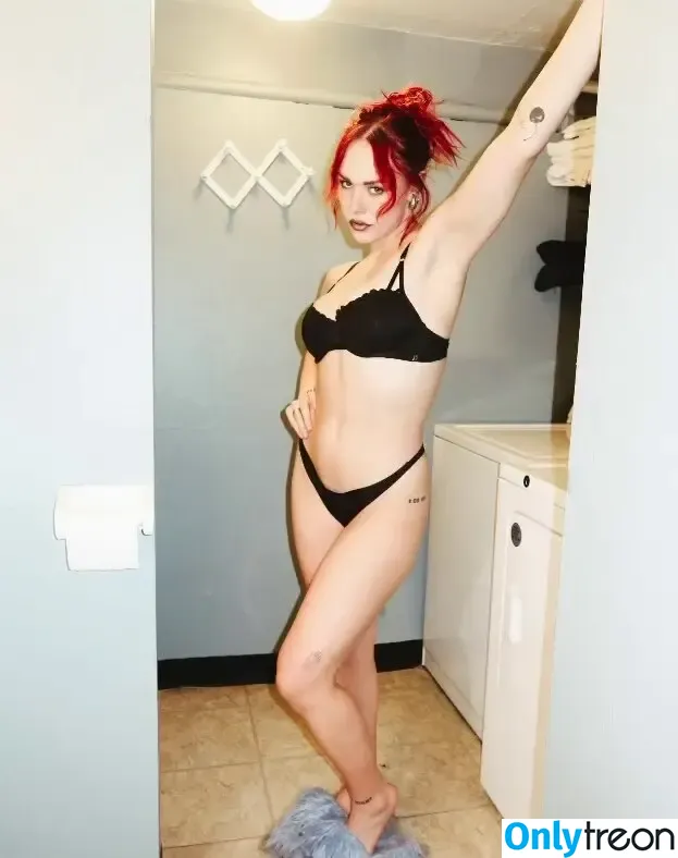 Taylor Upsahl nude photo #0198 (Upsahl / UpsahlMusic / belgianruse)
