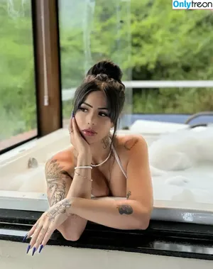 Taynara Domiciano / taynaradomiciano nude photo #0018